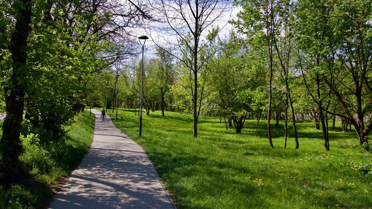 Apartament "Park Lotnikow" Krakkó Kültér fotó