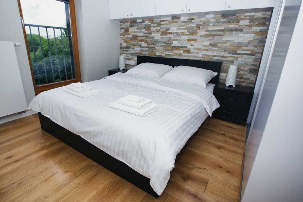 Apartament "Park Lotnikow" Krakkó Kültér fotó